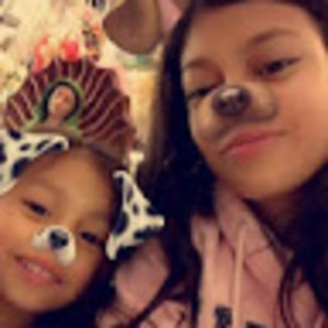 Meet your Posher, Kenia